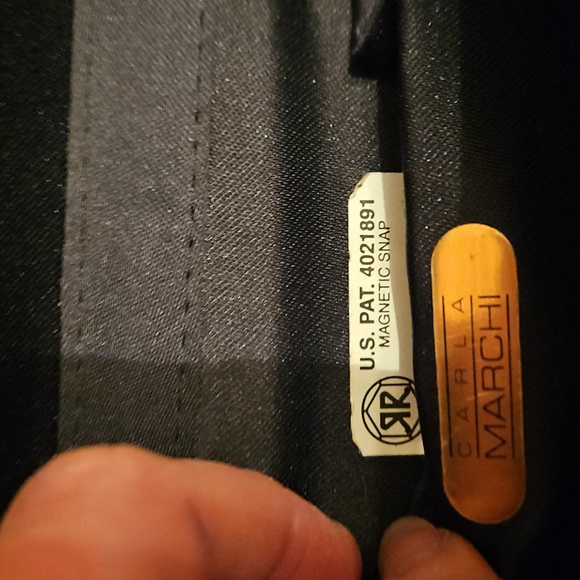 Carla Marchi Black Clutch Bag, gold & pearlescent jewel on front, snap closure - Picture 2 of 7